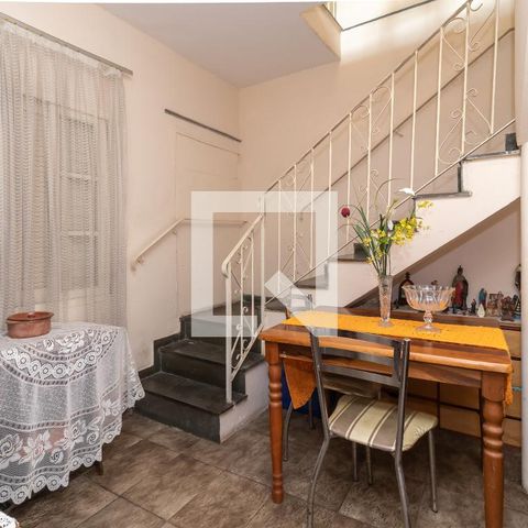 Casa à venda com 170m², 3 quartos e 2 vagasHall da Escada