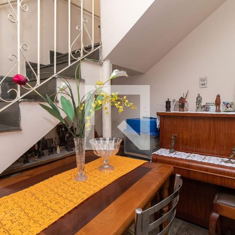 Casa à venda com 170m², 3 quartos e 2 vagasHall da Escada