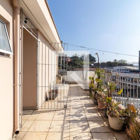 Casa à venda com 170m², 3 quartos e 2 vagasVaranda