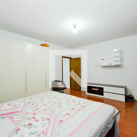 Casa à venda com 218m², 4 quartos e 3 vagasQuarto 3 - Suíte