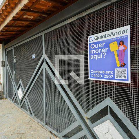 Casa à venda com 218m², 4 quartos e 3 vagasPlaquinha 