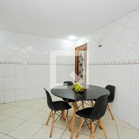 Casa à venda com 218m², 4 quartos e 3 vagasCozinha