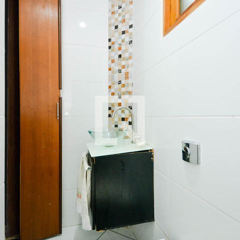 Casa à venda com 218m², 4 quartos e 3 vagasLavabo 