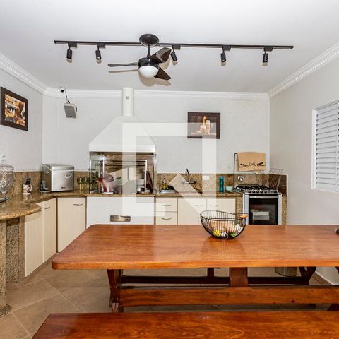 Casa para alugar com 223m², 3 quartos e 4 vagas Casa para alugar com 223m², 3 quartos e 4 vagasChurrasqueira