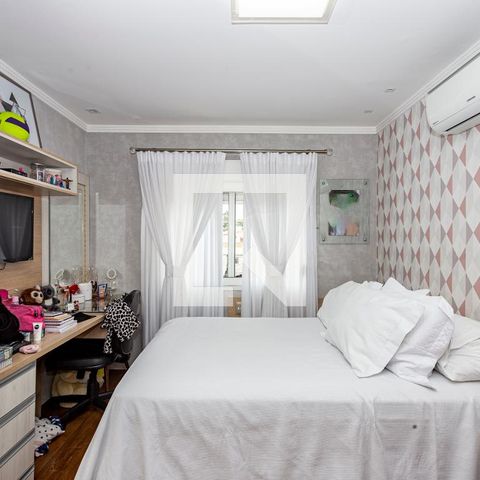 Casa para alugar com 223m², 3 quartos e 4 vagas Casa para alugar com 223m², 3 quartos e 4 vagasQuarto 2