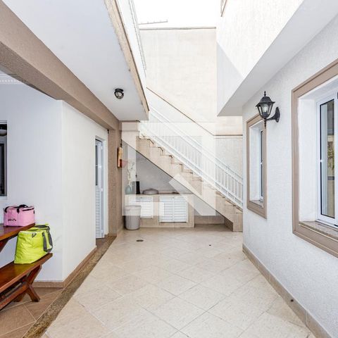 Casa para alugar com 223m², 3 quartos e 4 vagas Casa para alugar com 223m², 3 quartos e 4 vagasQuintal