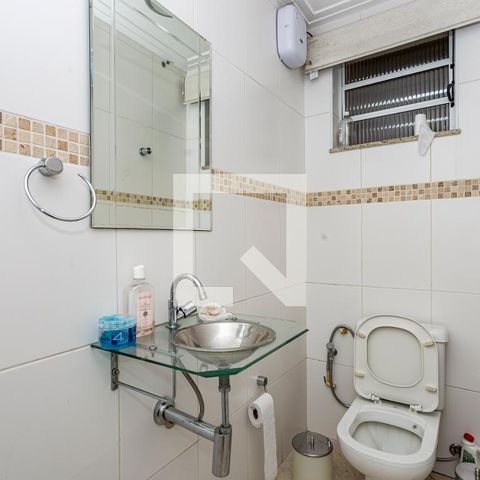 Casa para alugar com 223m², 3 quartos e 4 vagas Casa para alugar com 223m², 3 quartos e 4 vagasBanheiro Garagem