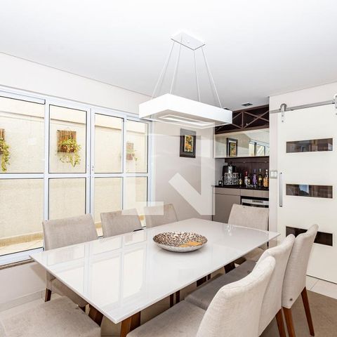 Casa para alugar com 223m², 3 quartos e 4 vagas Casa para alugar com 223m², 3 quartos e 4 vagasCozinha