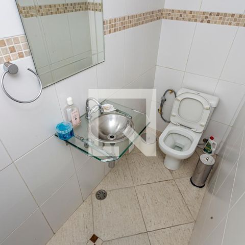 Casa para alugar com 223m², 3 quartos e 4 vagas Casa para alugar com 223m², 3 quartos e 4 vagasBanheiro Garagem
