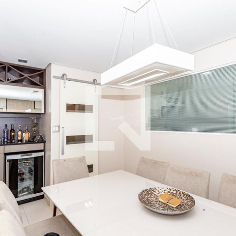 Casa para alugar com 223m², 3 quartos e 4 vagas Casa para alugar com 223m², 3 quartos e 4 vagasCozinha
