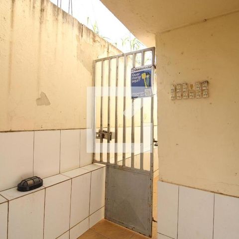 Casa para alugar com 48m², 1 quarto e sem vagaPlaca