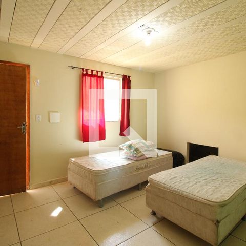 Casa para alugar com 48m², 1 quarto e sem vagaSala