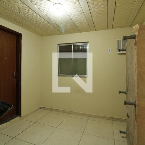Casa para alugar com 48m², 1 quarto e sem vagaQuarto