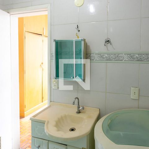 Apartamento à venda com 40m², 1 quarto e sem vagaBanheiro da Suíte