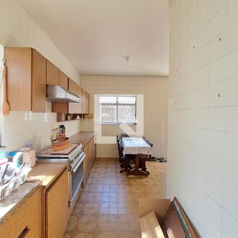 Casa à venda com 90m², 4 quartos e 2 vagasCozinha