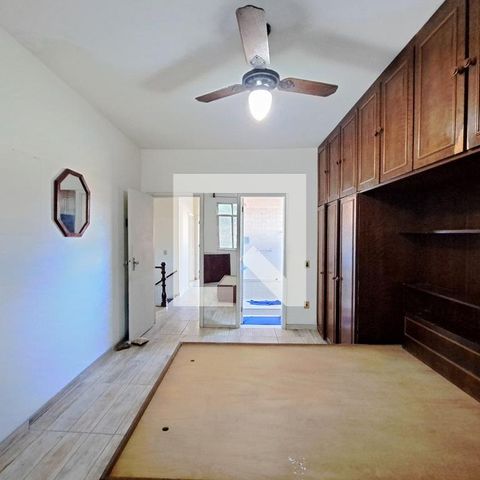 Casa à venda com 90m², 4 quartos e 2 vagasQuarto 2 - Suíte