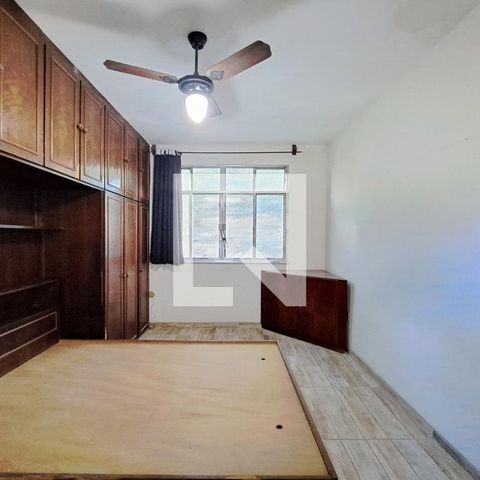 Casa à venda com 90m², 4 quartos e 2 vagasQuarto 2 - Suíte