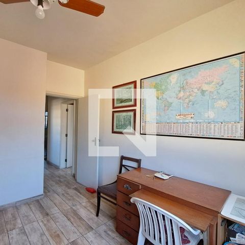 Casa à venda com 90m², 4 quartos e 2 vagasQuarto 4
