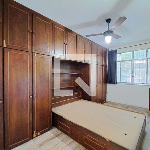 Casa à venda com 90m², 4 quartos e 2 vagasQuarto 2 - Suíte