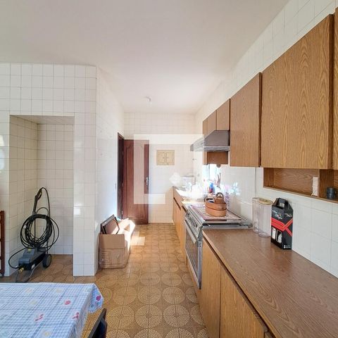 Casa à venda com 90m², 4 quartos e 2 vagasCozinha