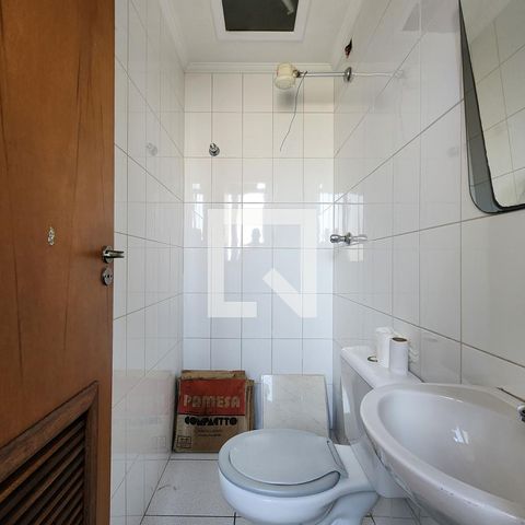 Apartamento à venda com 125m², 4 quartos e 2 vagasBanheiro de Serviço