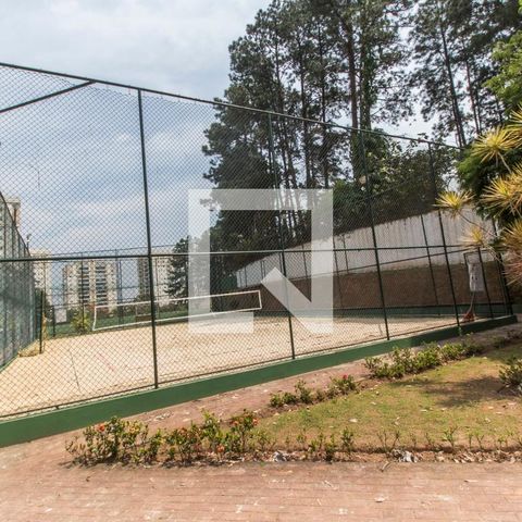 Casa à venda com 645m², 7 quartos e 3 vagasQuadra Esportiva