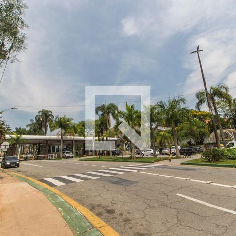 Casa à venda com 645m², 7 quartos e 3 vagasVista da Rua