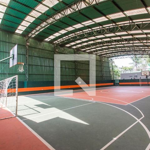 Casa à venda com 645m², 7 quartos e 3 vagasQuadra Esportiva