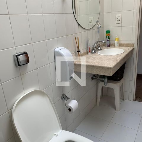 Casa para alugar com 492m², 3 quartos e 5 vagasBanheiro