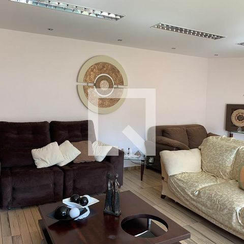 Casa para alugar com 492m², 3 quartos e 5 vagasSala 1 
