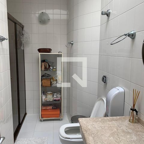 Casa para alugar com 492m², 3 quartos e 5 vagasBanheiro