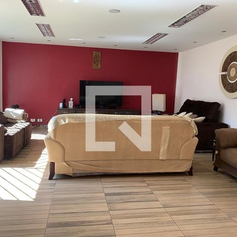Casa para alugar com 492m², 3 quartos e 5 vagasSala 1 