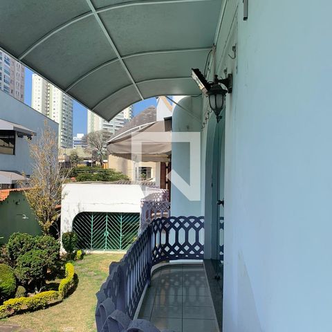 Casa para alugar com 492m², 3 quartos e 5 vagassacada