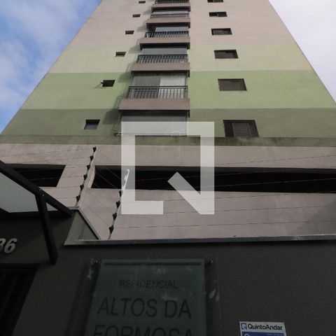 Apartamento à venda com 58m², 2 quartos e 1 vagaFachada
