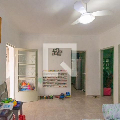 Casa à venda com 300m², 3 quartos e 1 vagaSala