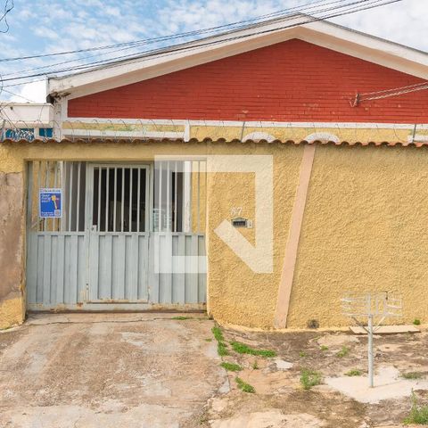 Casa à venda com 300m², 3 quartos e 1 vagaFachada