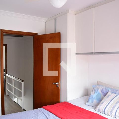 Casa de condomínio para alugar com 90m², 3 quartos e 2 vagasSuíte