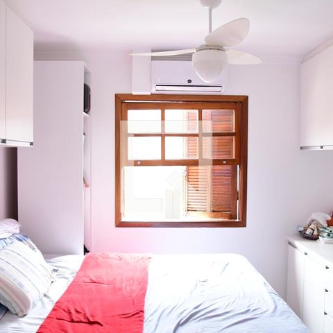 Casa de condomínio para alugar com 90m², 3 quartos e 2 vagasSuíte
