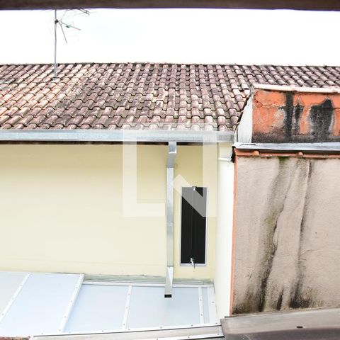 Casa de condomínio para alugar com 90m², 3 quartos e 2 vagasSuíte