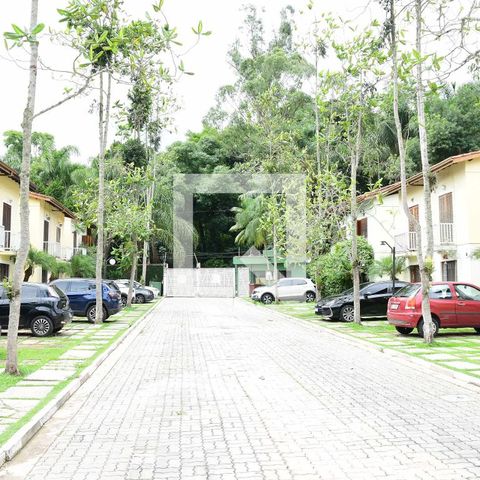 Casa de condomínio para alugar com 90m², 3 quartos e 2 vagasVista da Rua