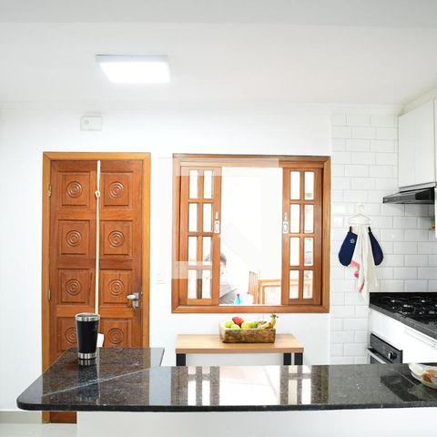Casa de condomínio para alugar com 90m², 3 quartos e 2 vagasCozinha