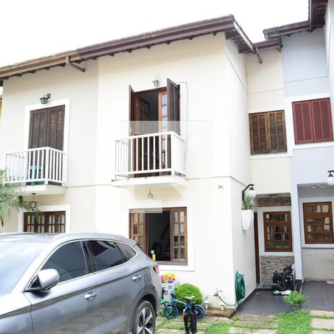 Casa de condomínio para alugar com 90m², 3 quartos e 2 vagasFachada