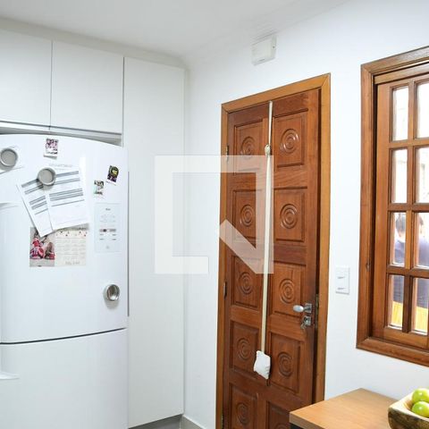 Casa de condomínio para alugar com 90m², 3 quartos e 2 vagasCozinha