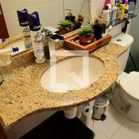 Casa de condomínio para alugar com 90m², 3 quartos e 2 vagasBanheiro social