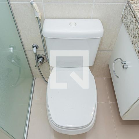 Apartamento para alugar com 136m², 3 quartos e 2 vagasBanheiro social