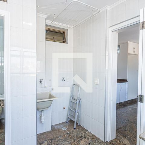 Apartamento para alugar com 136m², 3 quartos e 2 vagasÁrea de Serviço