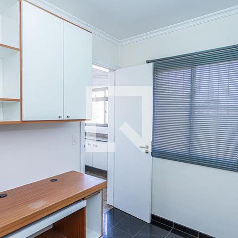 Apartamento para alugar com 136m², 3 quartos e 2 vagasHome office