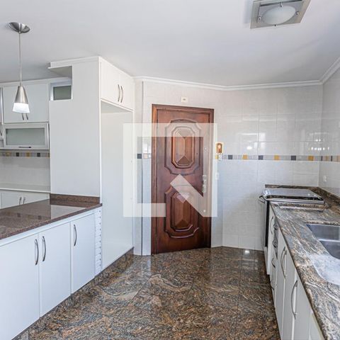 Apartamento para alugar com 136m², 3 quartos e 2 vagasCozinha