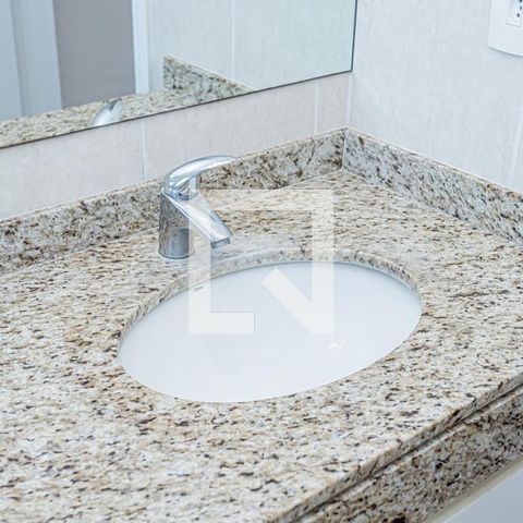Apartamento para alugar com 136m², 3 quartos e 2 vagasBanheiro social