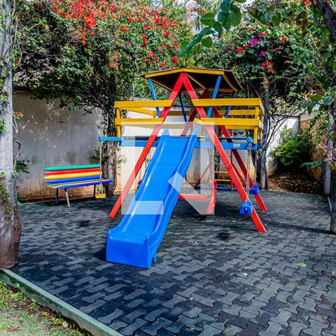 Apartamento para alugar com 136m², 3 quartos e 2 vagasÁrea comum - Playground